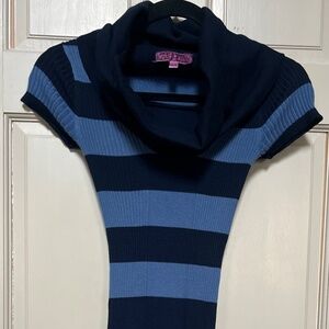 Short sleeve sweater dress